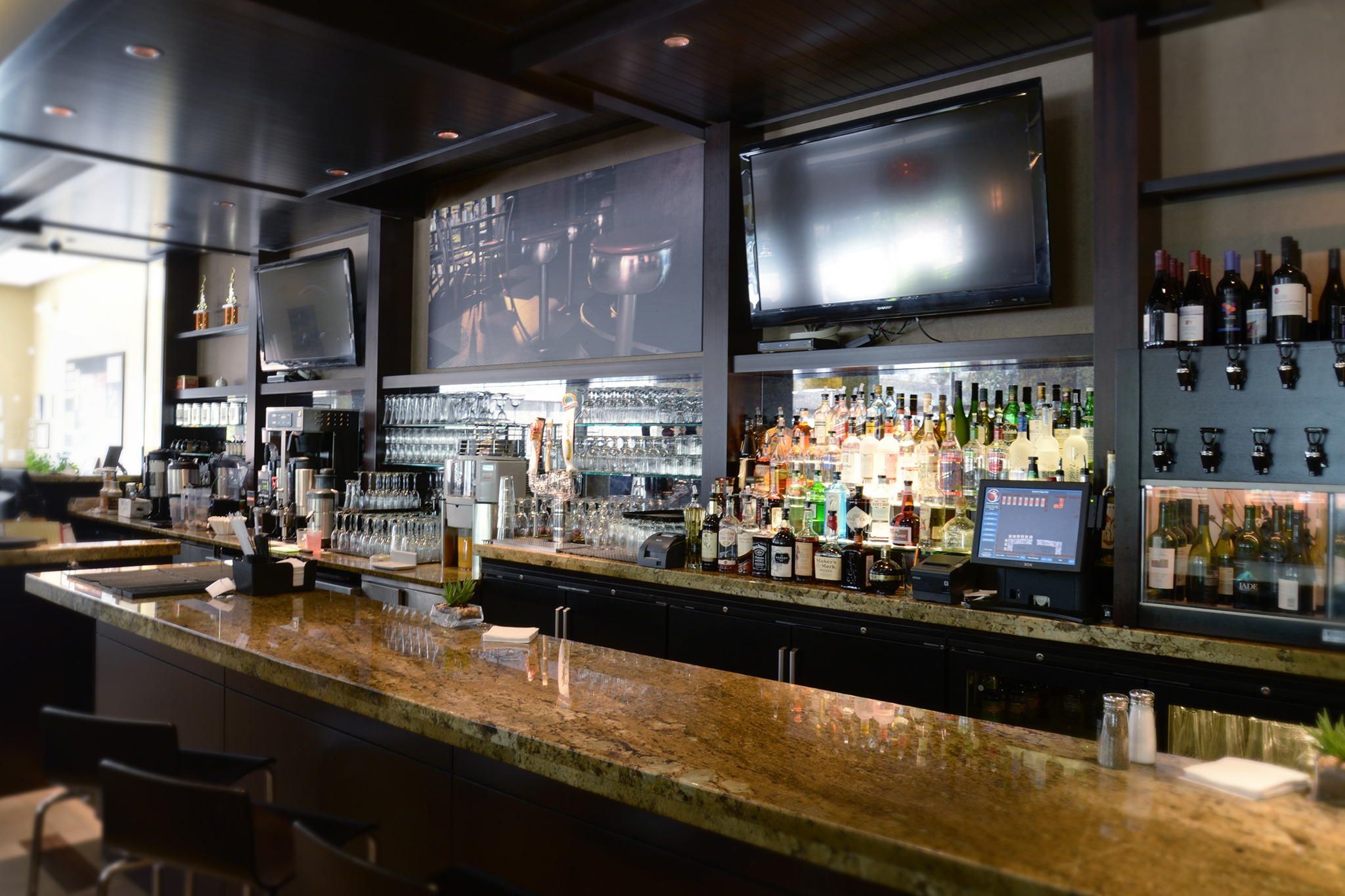 Nookies Edgewater Restaurants in Edgewater, Chicago