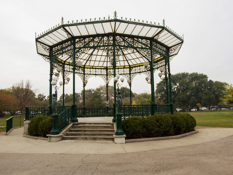 Welles Park