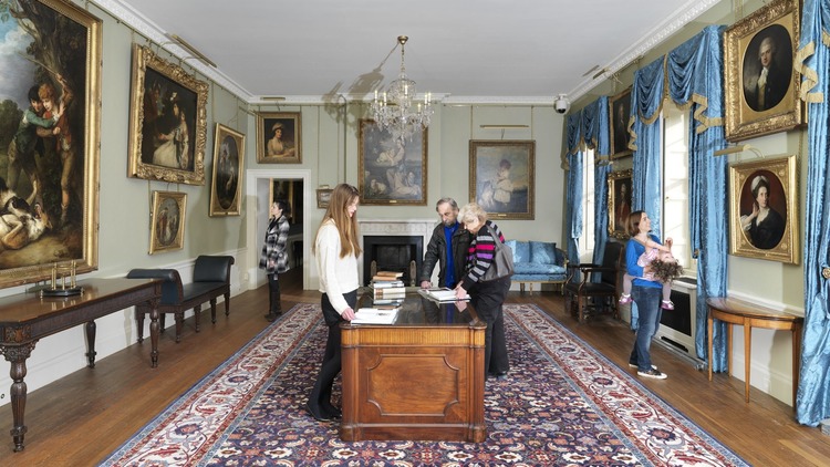 The newly refurbished Breakfast Room at Kenwood House. © ENGLISH HERITAGE / CHARLES HOSEA