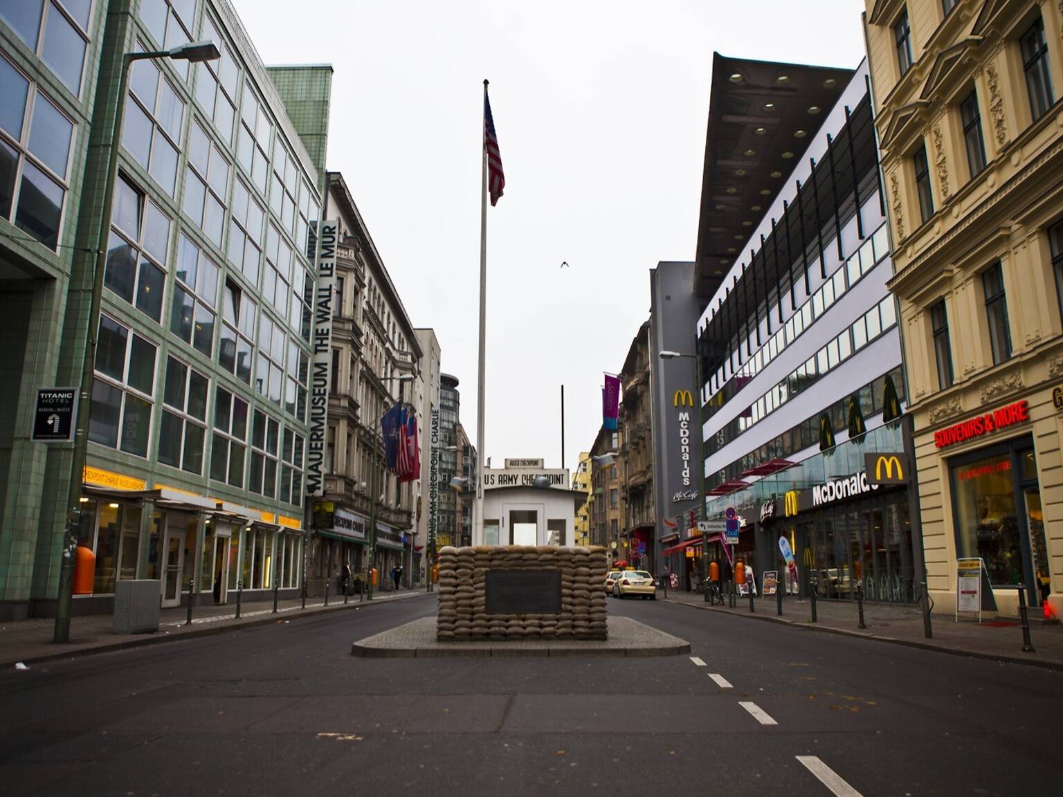 Berlin Wall Tour | Walking Tour of the Berlin Wall