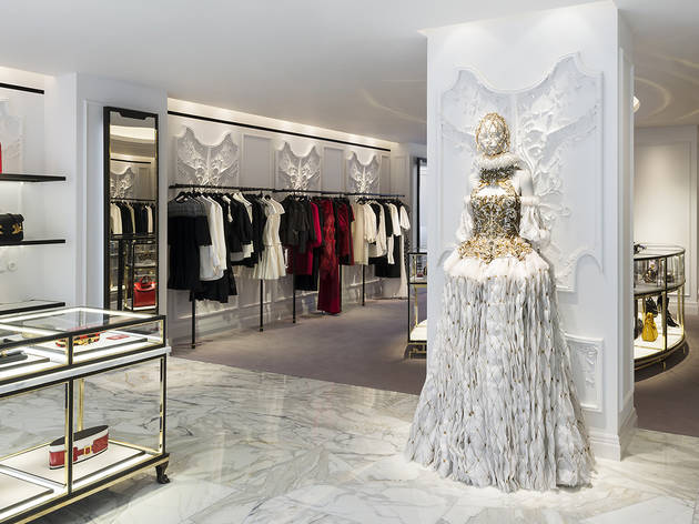 Alexander McQueen | Shopping in Mayfair, London