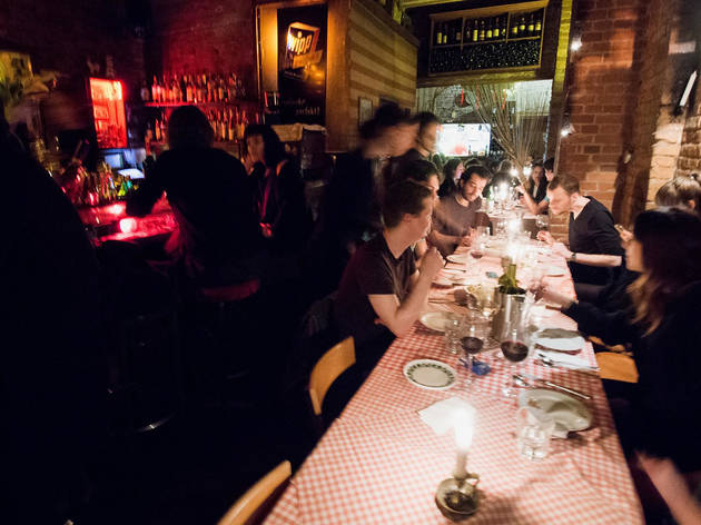 Der Goldene Hahn Der Goldene Hahn, Restaurants, Berlin