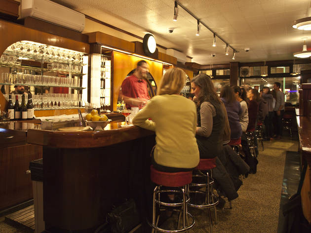 Long Island Bar