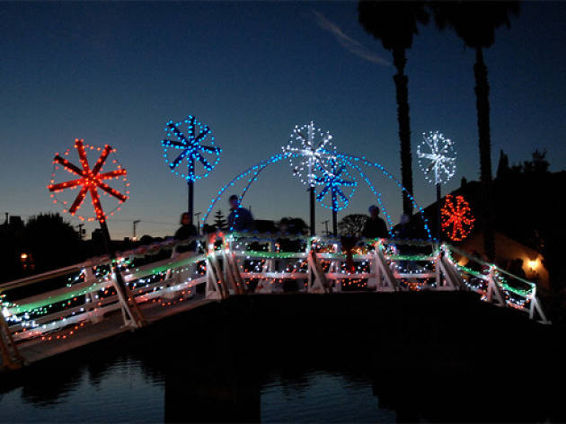 13 best places to see Christmas lights in Los Angeles