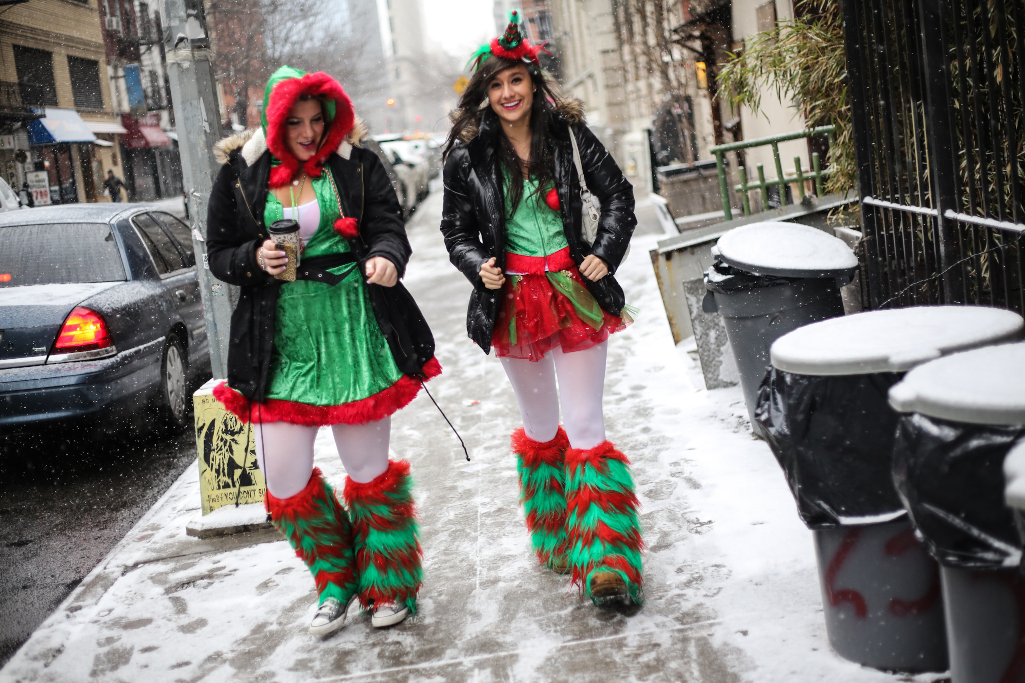 Santa con outlet outfits