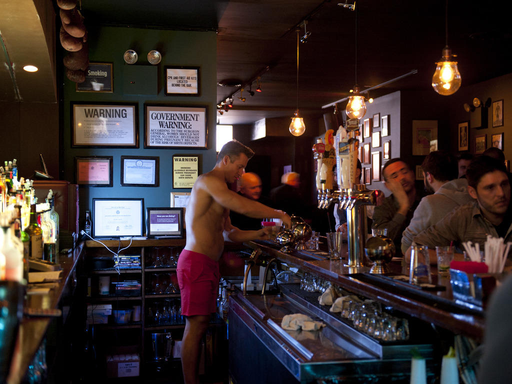 famous historical gay bars nyc tonight