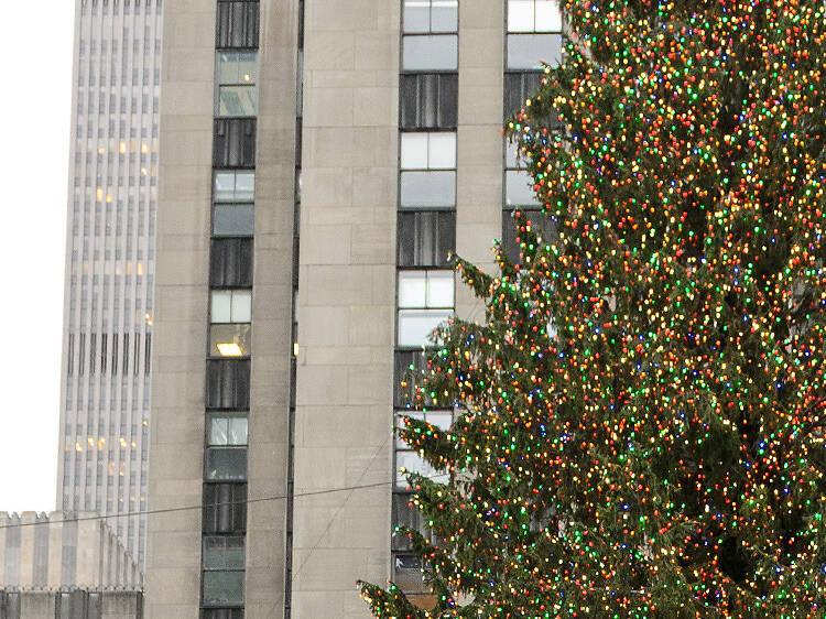 NYC Christmas Walk ✨Rockefeller Center Tree to 59th Street via 5th Avenue  (December 3, 2020) 