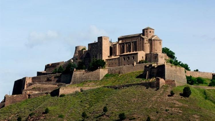 El inexpugnable castillo de Cardona 