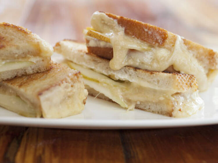 405.rb.eo.op.grilledcheese2.jpg 405.rb.eo.op.grilledcheese2.jpg