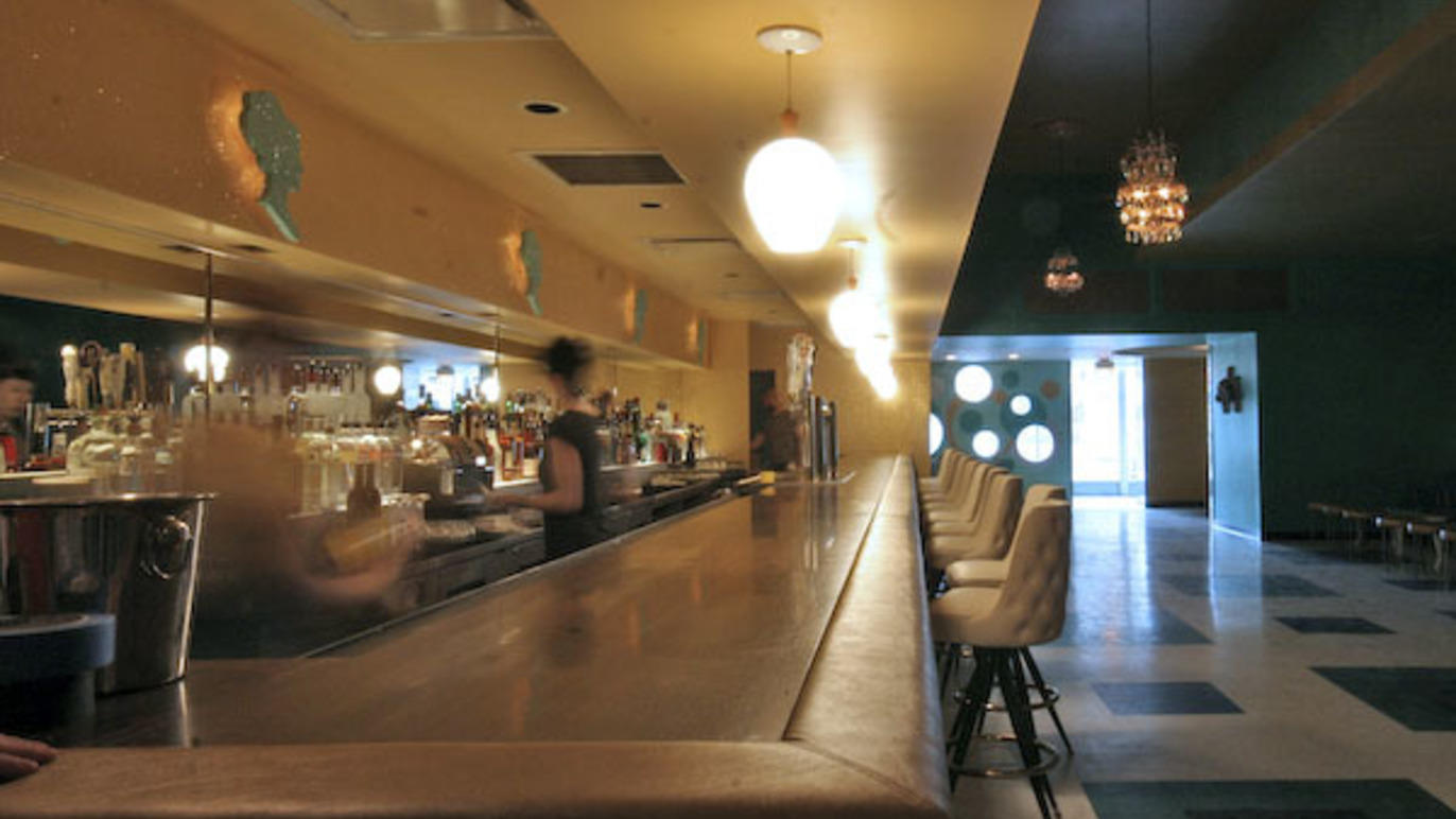 Beauty Bar Clubs in River West/West Town, Chicago