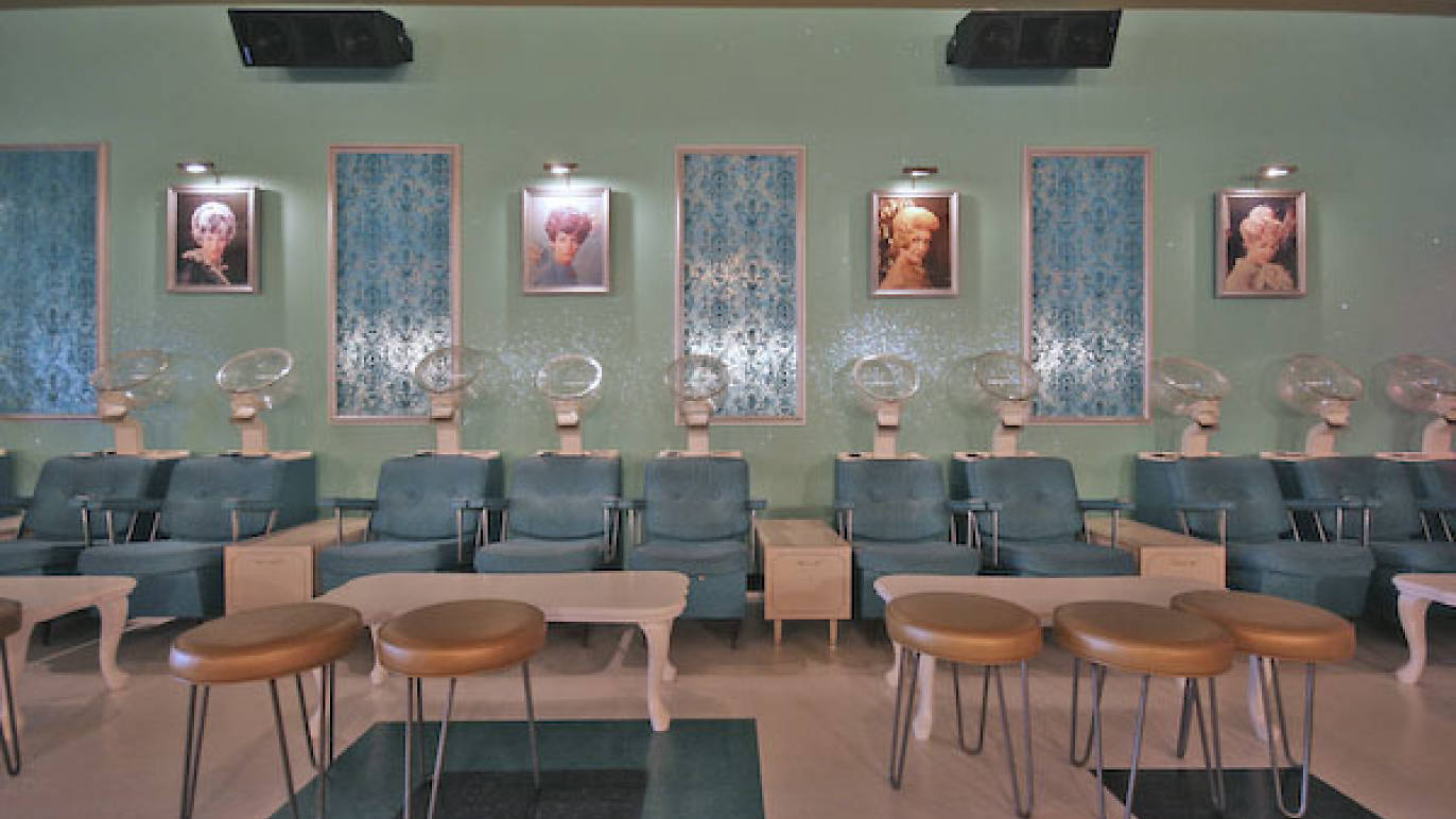 Beauty Bar Clubs in River West/West Town, Chicago