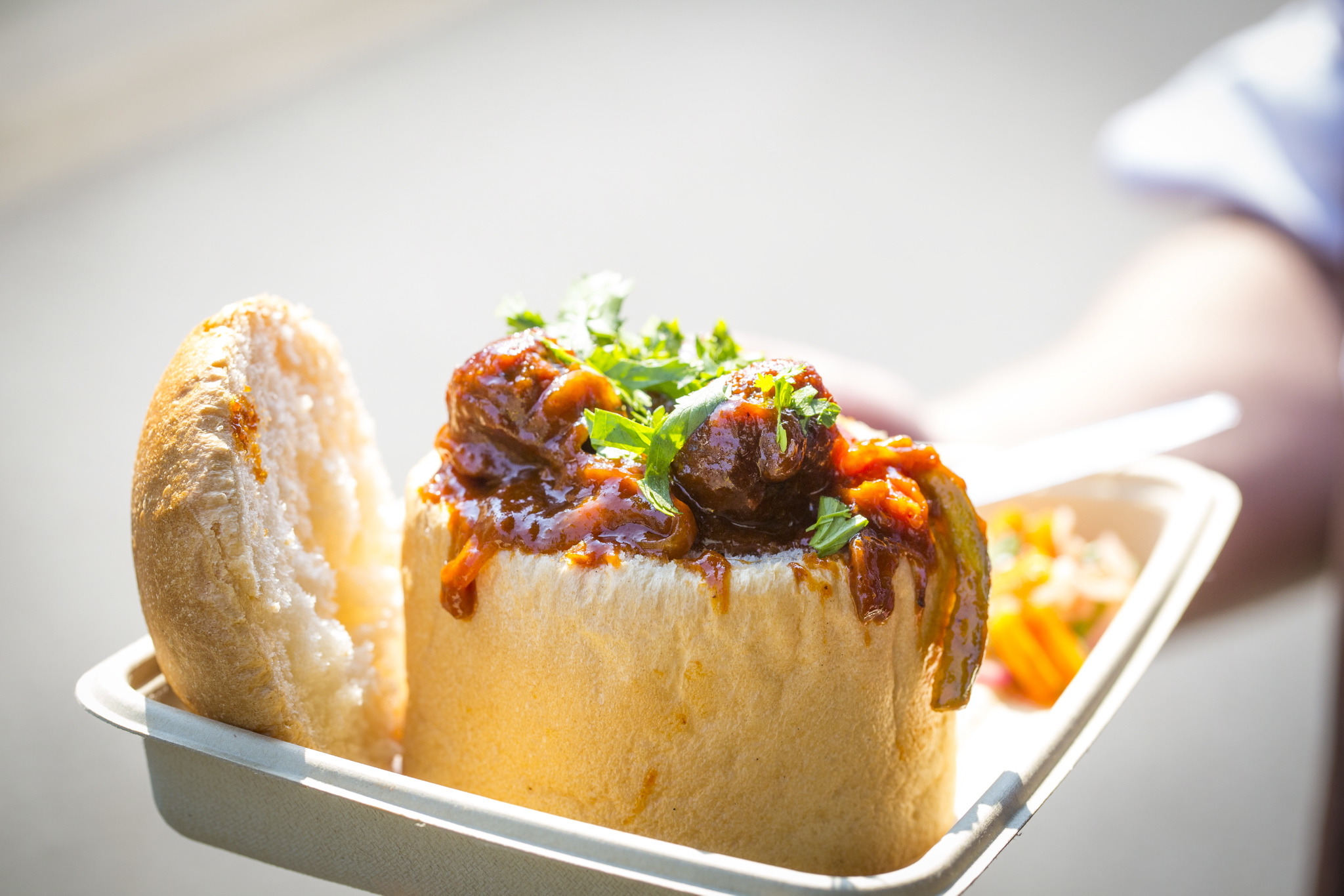 From Bunny Chow to Bobotie: Must-Try Local Dishes in Cape Town