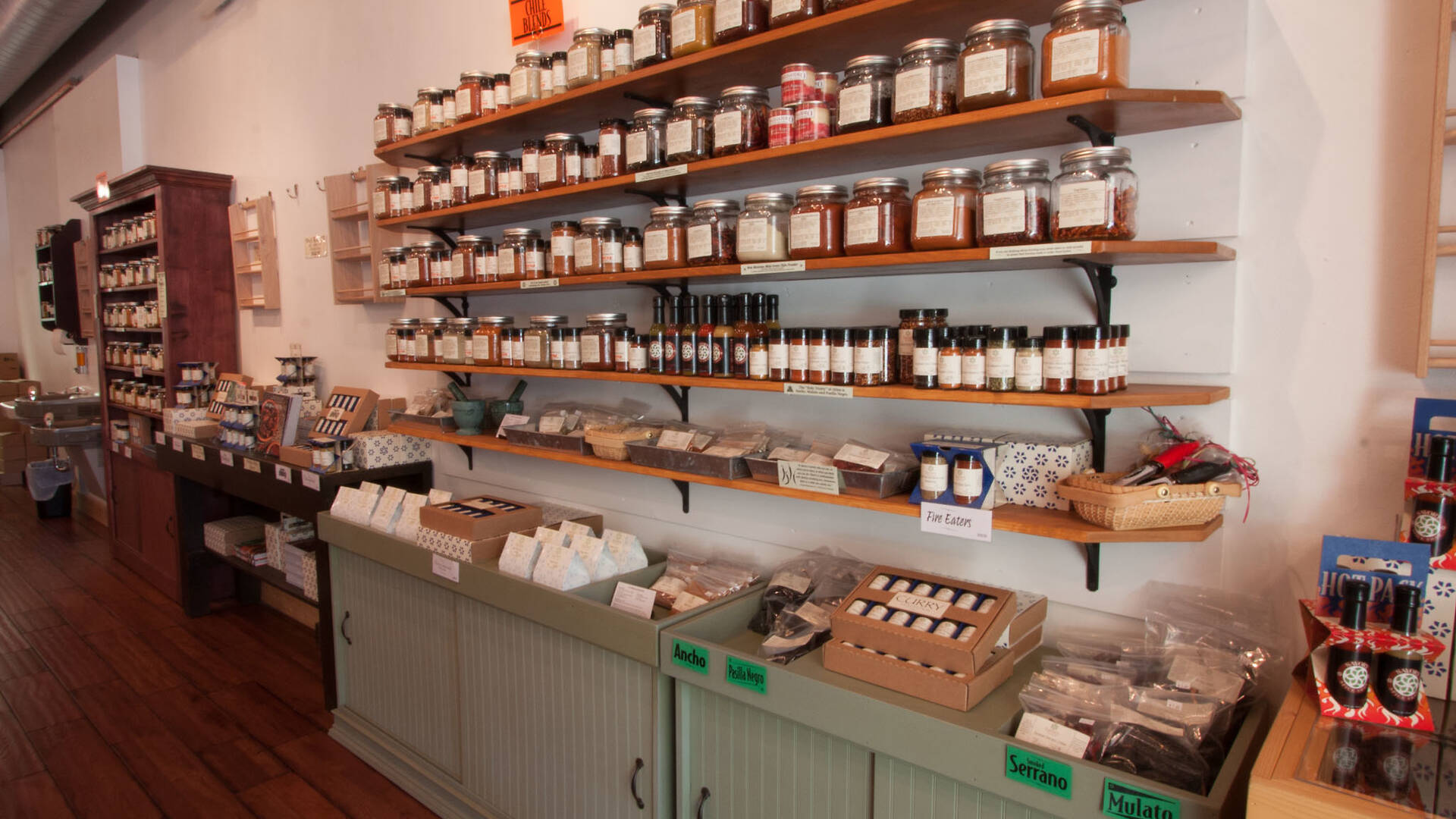 Savory Spice Shop Shopping in Lincoln Square, Chicago