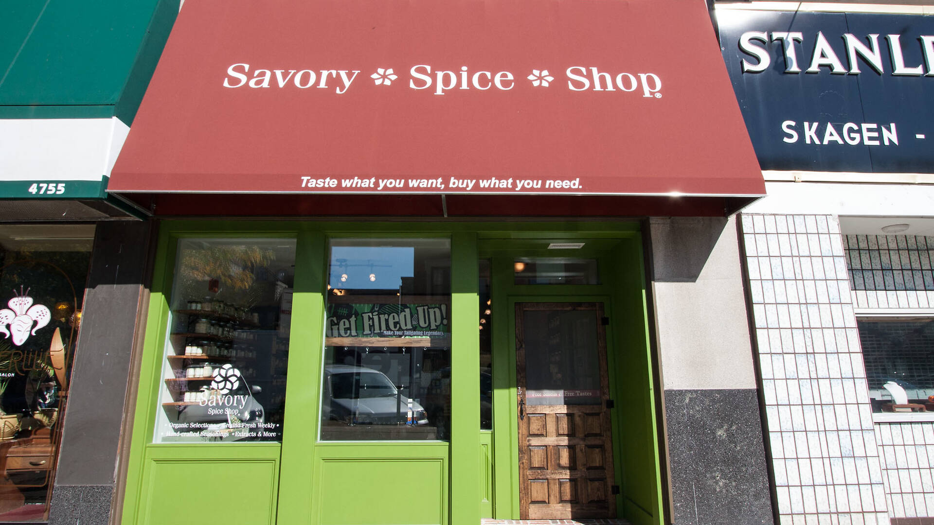 Savory Spice Shop Shopping in Lincoln Square, Chicago