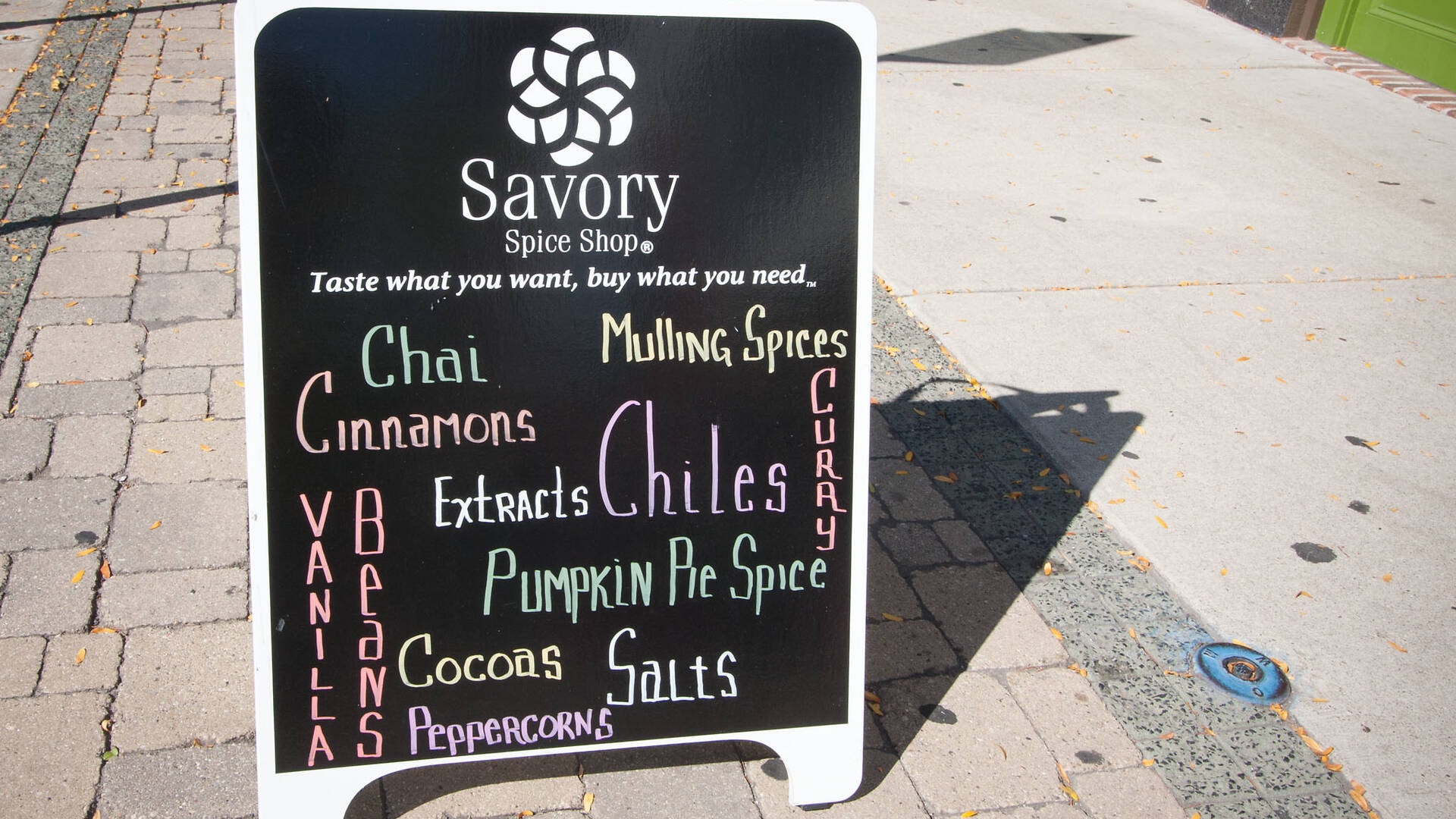 Savory Spice Shop Shopping in Lincoln Square, Chicago