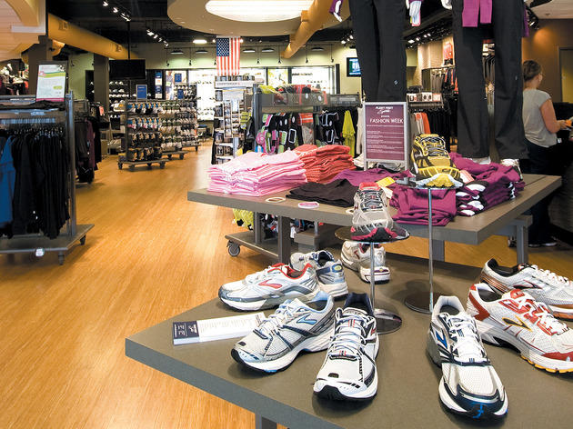 running shoes and apparel in Chicago