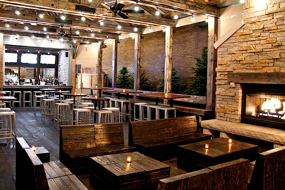 Chicago Bars and Restaurants with Fireplaces 2019