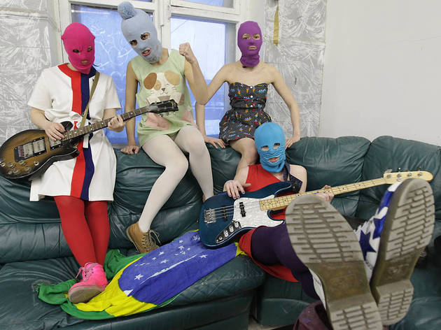 Pussy Riot: una plegaria punk Pussy Riot: una plegaria punk