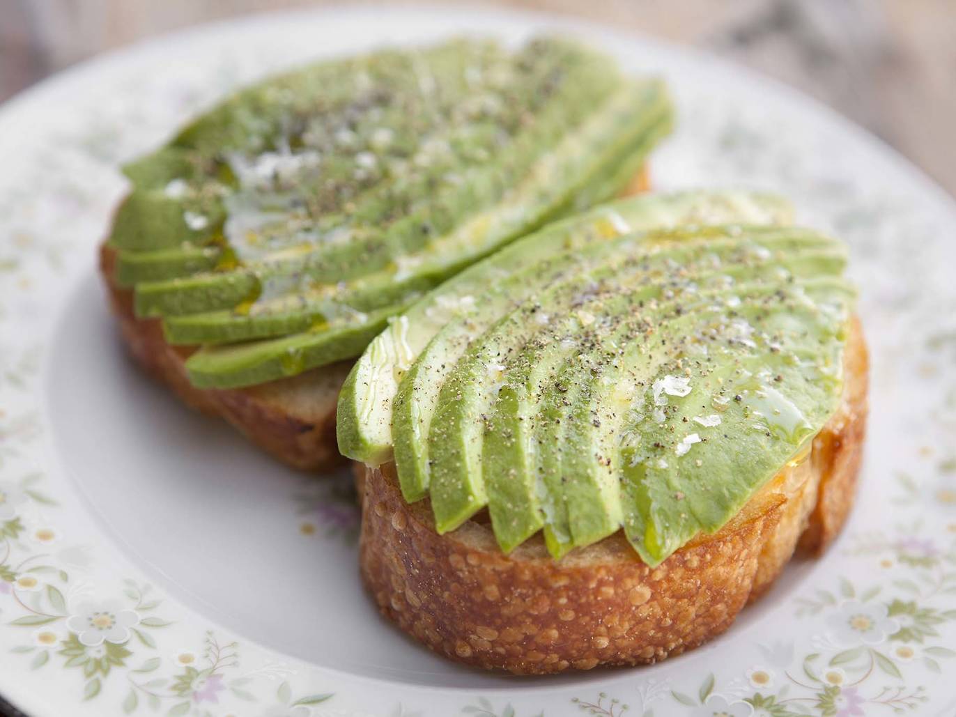 Find the best avocado toast in Los Angeles at these restaurants