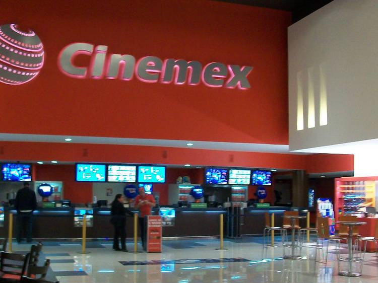 Cinemex Legaria