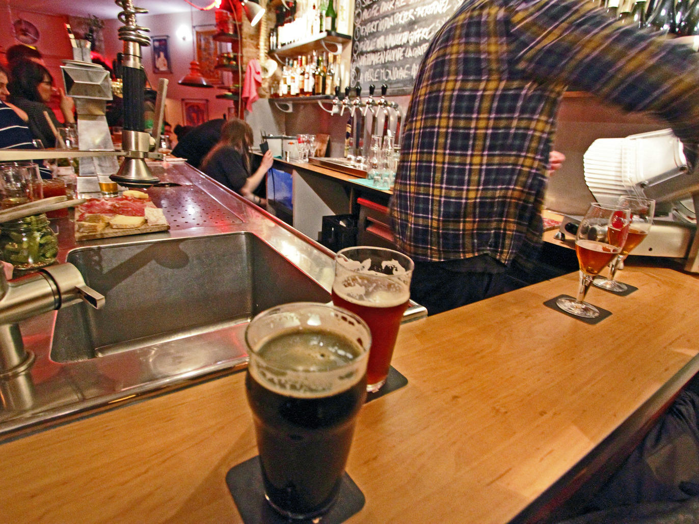 Bars The best beer bars Time Out Paris