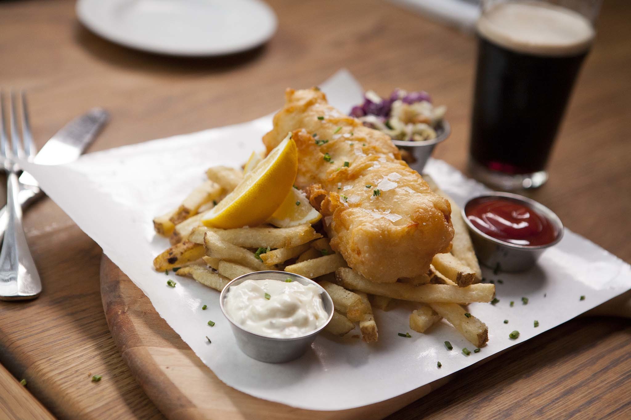 Where to find the best fish and chips restaurants in Los Angeles