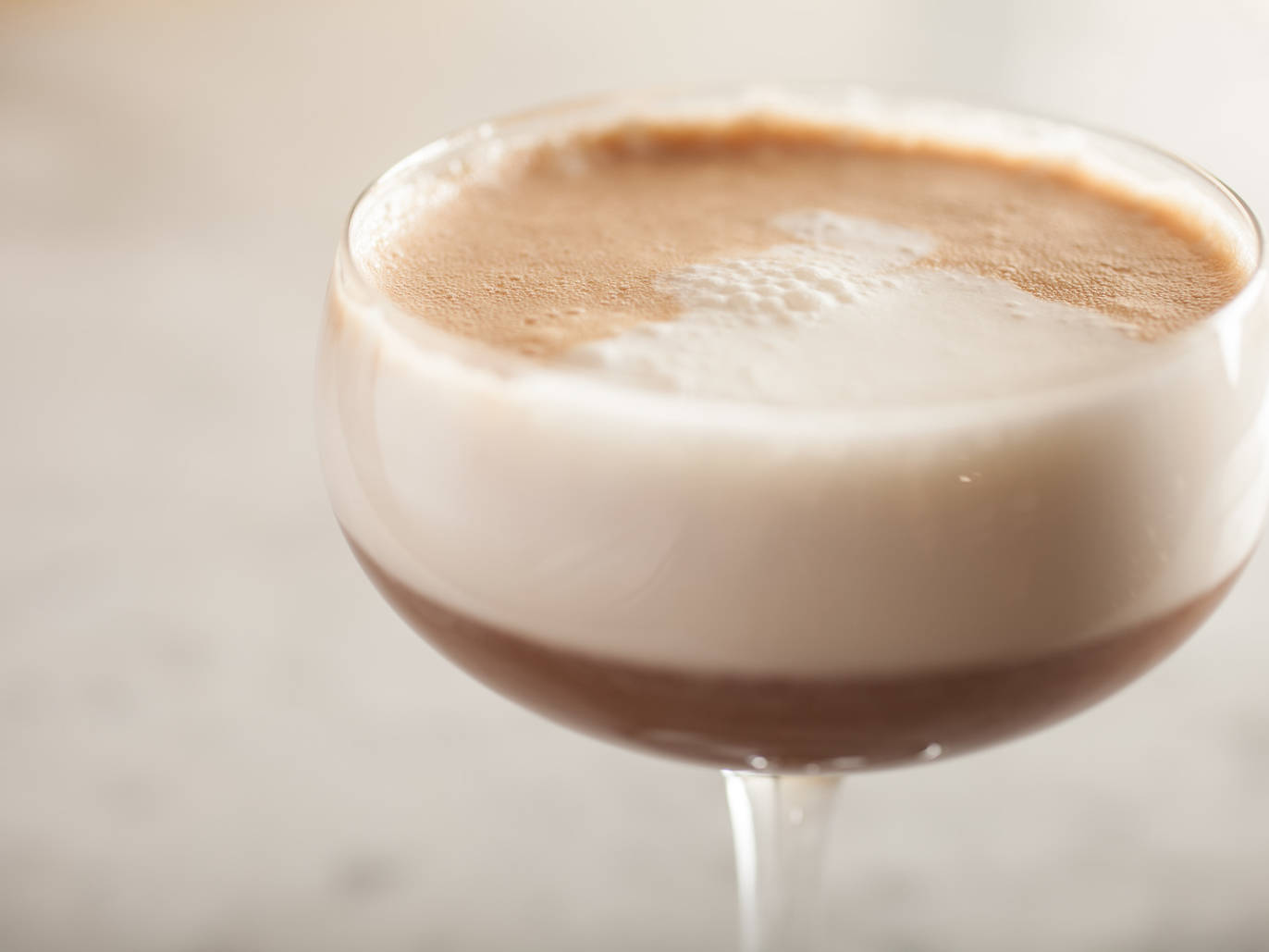 27 Best Cocktail Bars In Chicago For A Stiff Drink