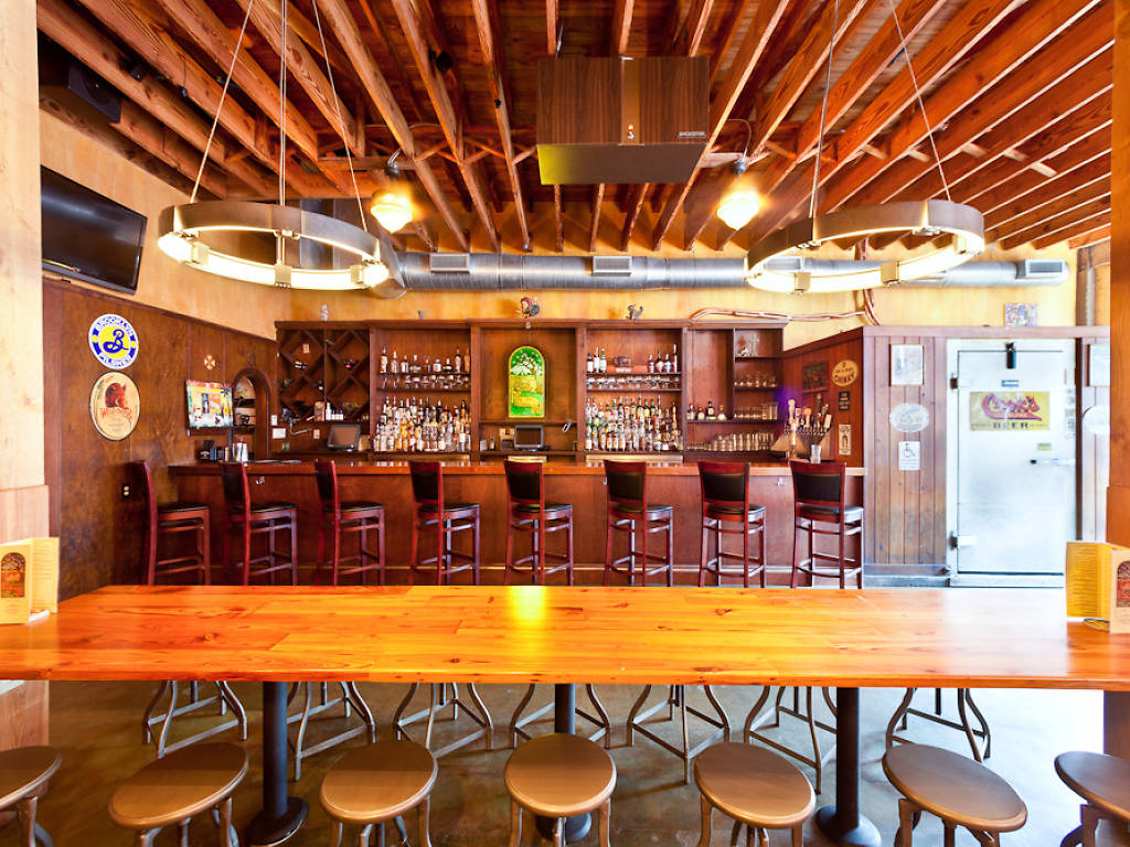 8 Best Craft Beer Bars in Miami, From South Beach to Wynwood