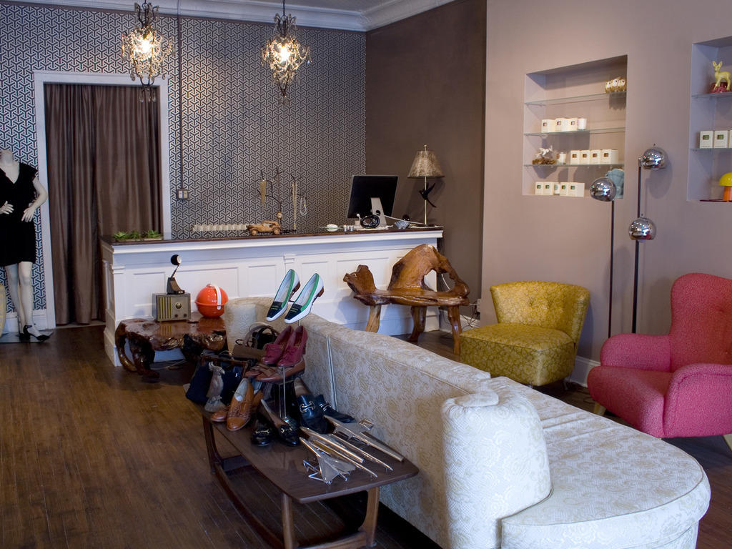 Best vintage clothing stores for antiques and 1960s fashion