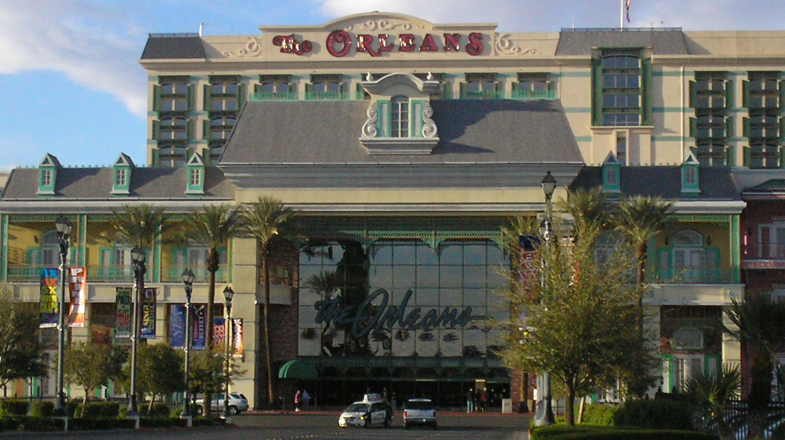 How many casinos are there in new orleans bourbon street