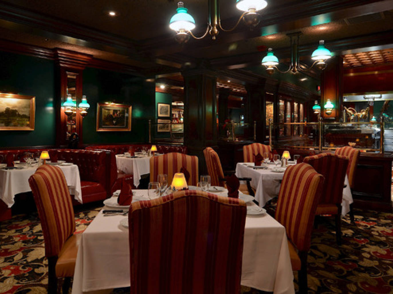 Best steakhouses in Las Vegas for top Wagyu, ribeyes and more