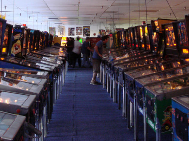 pinball hall of fame las vegas.