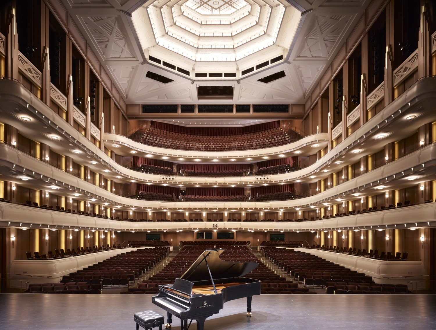 Performing arts in Las Vegas—The best theaters and concert halls