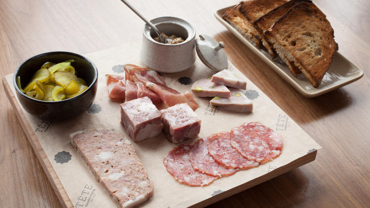 Charcuterie board at TÊTE Charcuterie.