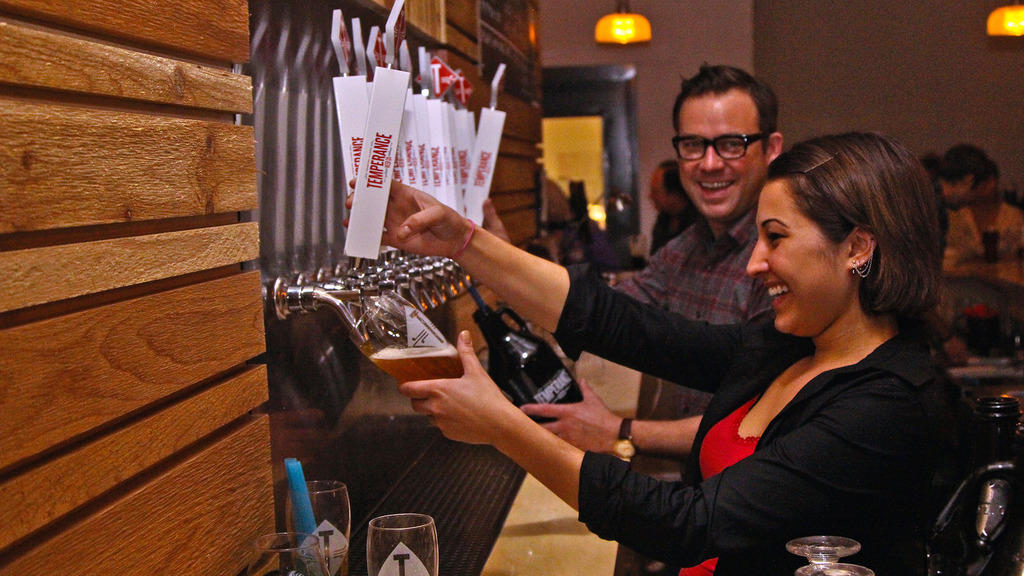 Reviews of 8 new Evanston restaurants, bars, breweries and more