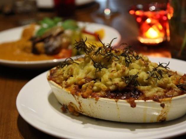 Huck's Café Huck's Caf�