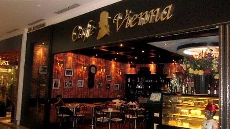 Caf� Vienna KLCC