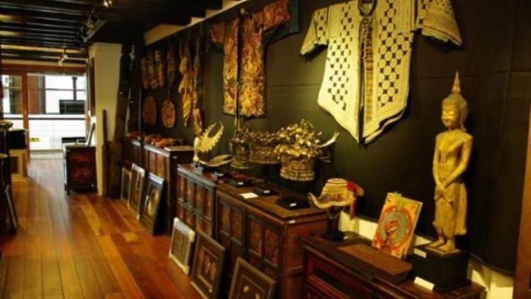 Art store house gallery