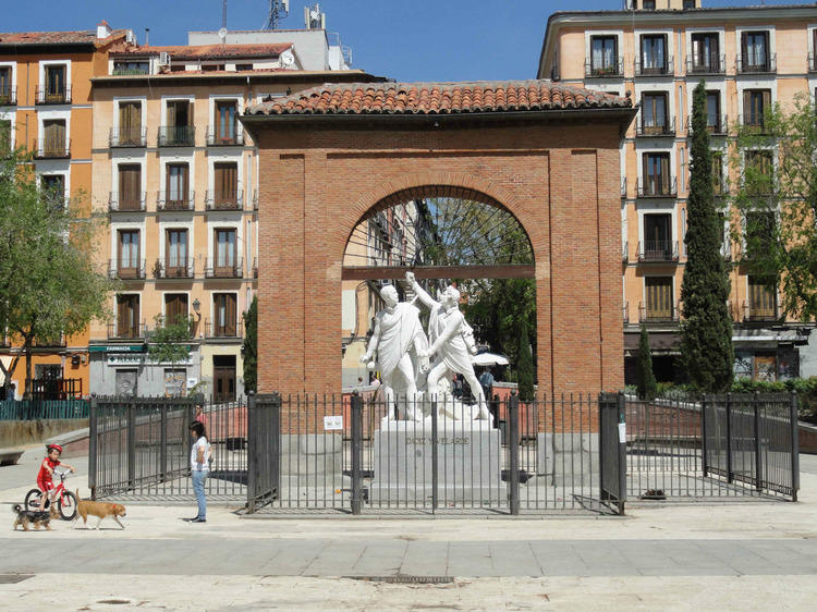 Plaza Dos de Mayo