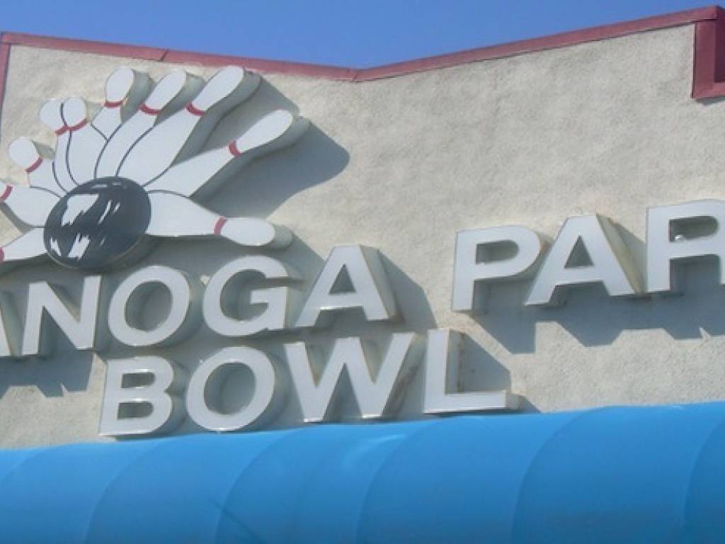 8 best bowling alleys in Los Angeles to knock down some pins