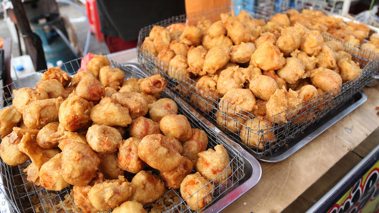 Fried cempedak