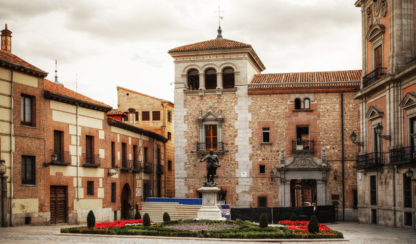 Plaza de la Villa | Attractions in Austrias, Madrid