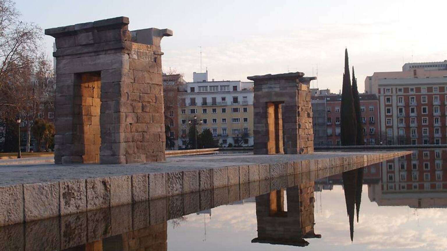 Templo De Debod