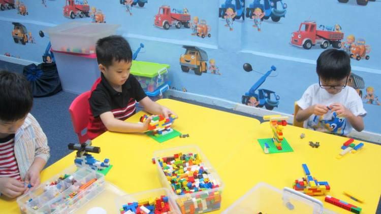 Bricks4Kidz Bricks4Kidz
