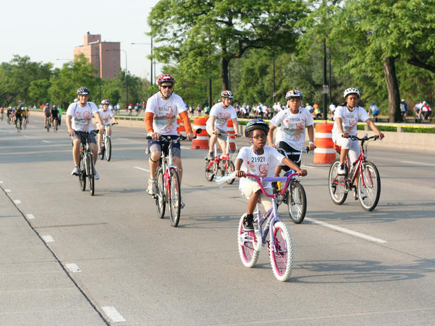 Bike the Drive | Things to do in Chicago