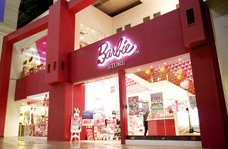 barbie house in store