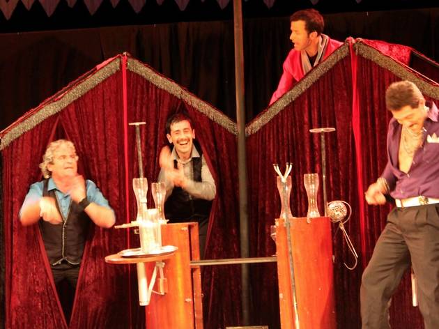 Cabaret Elegance, Elegants, Trapezi Cabaret Elegance d'Elegants