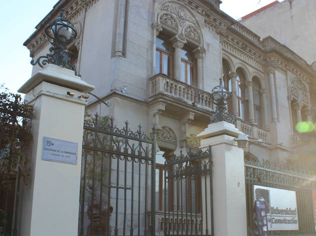 Universidad de la Comunicación Universidad de la Comunicación