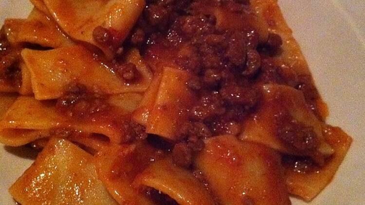 Paccheri con rabo de buey (Italia)