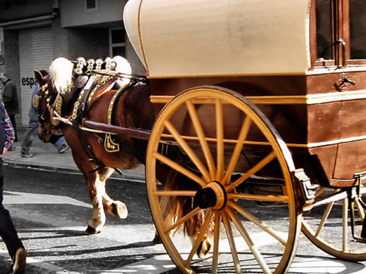 Tres tombs